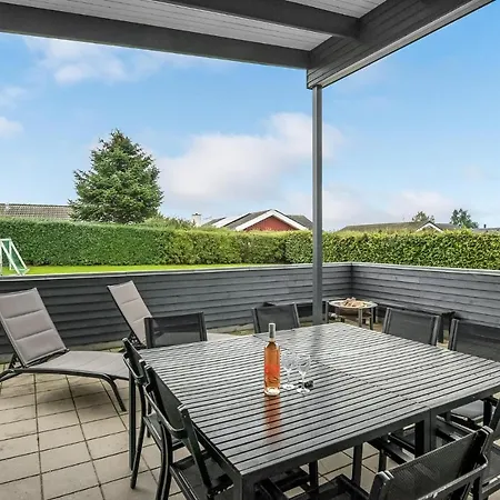 Amazing Home In Haderslev With Sauna * ハザスレウ